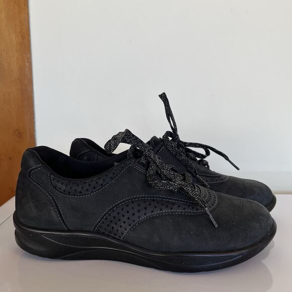 SAS Walk Easy Black Nubuck Leather Comfort Walking Sneaker Shoes Womens 8 M - Picture 1 of 8